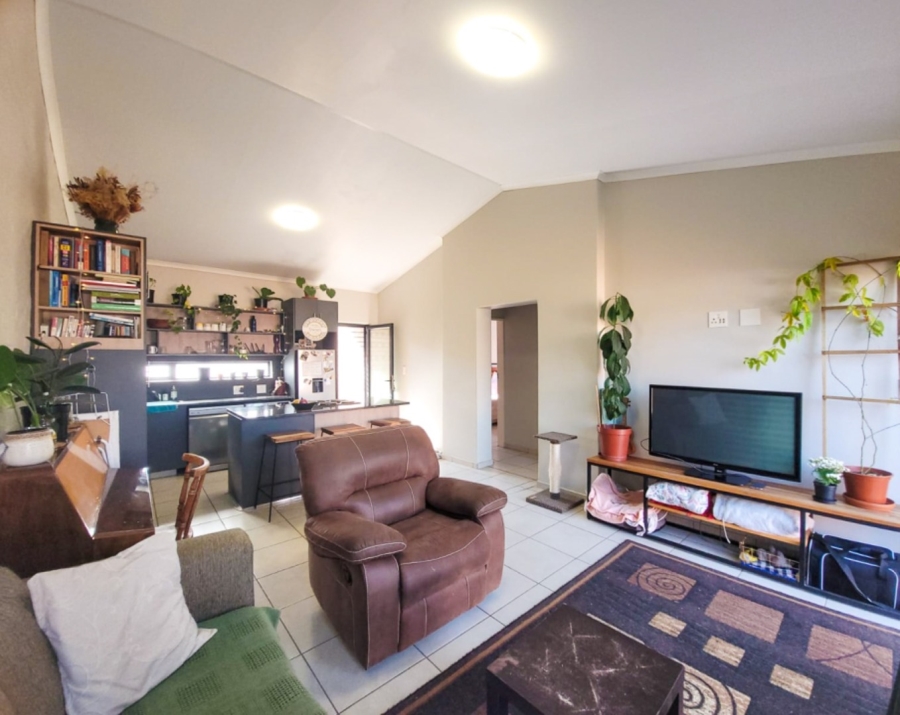 2 Bedroom Property for Sale in Van Der Hoff Park North West